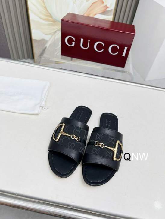 Picture of Gucci Slippers _SKUGuccisz35-40N11011935